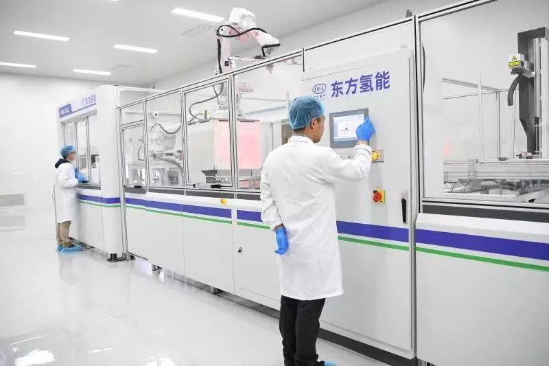 東方氫能走在燃料電池汽車(chē)示范推廣的前列