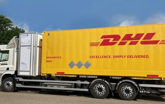 DHL快遞試運(yùn)行德郵敦豪集團(tuán)第一輛氫燃料卡車(chē).jpg