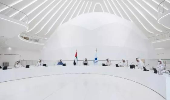Adnoc董事會批準(zhǔn)了1270億美元的碳?xì)浠衔飪α抗こ讨С鲇媱?jpg