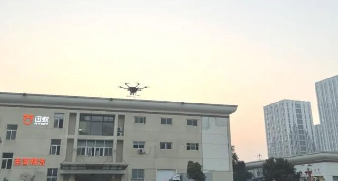 氫航科技攜手迅蟻打造氫動力無人機(jī)，使用壽命1500小時.jpg