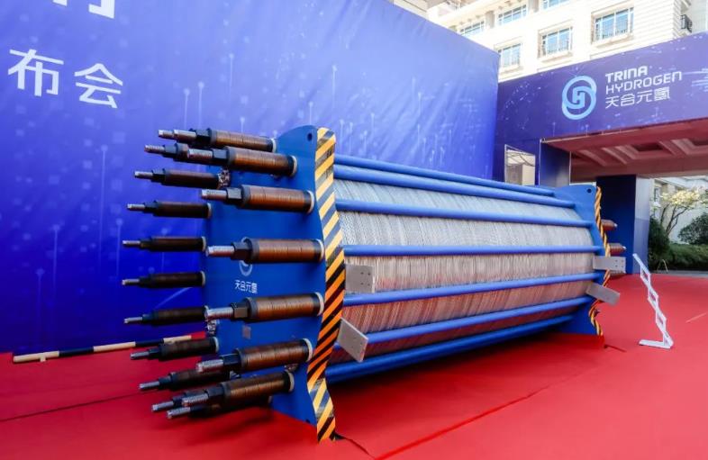 天合元?dú)洹疤烨妗眽A性電解槽實(shí)現(xiàn)能效性能雙突破！.jpg